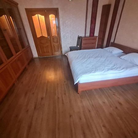 Апартаменти Кравчука, 34А, Порт Сіті Lutsʼk Extérieur photo